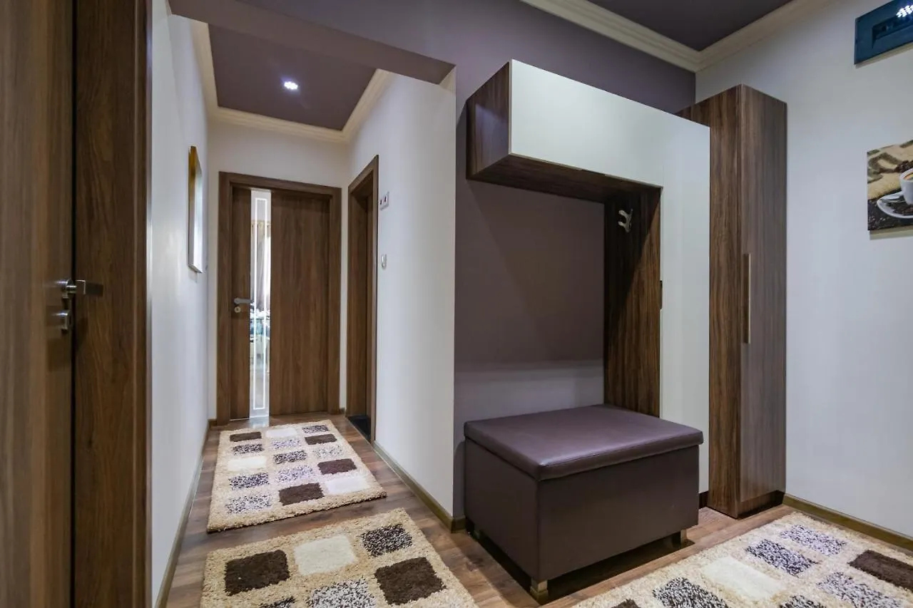 아파트 Cosy Luxury Flat In The Centrum- 90Sqm - 3 Rooms. 바르나